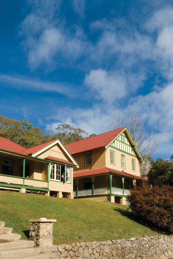 Вілла Yarrangobilly Caves House Екстер'єр фото